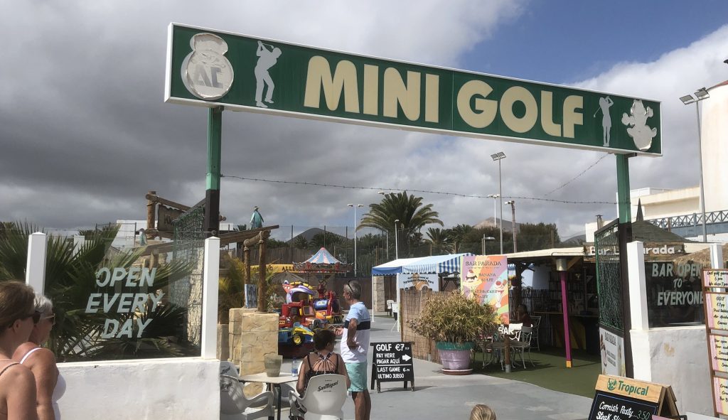 mini golf puerto del carmen